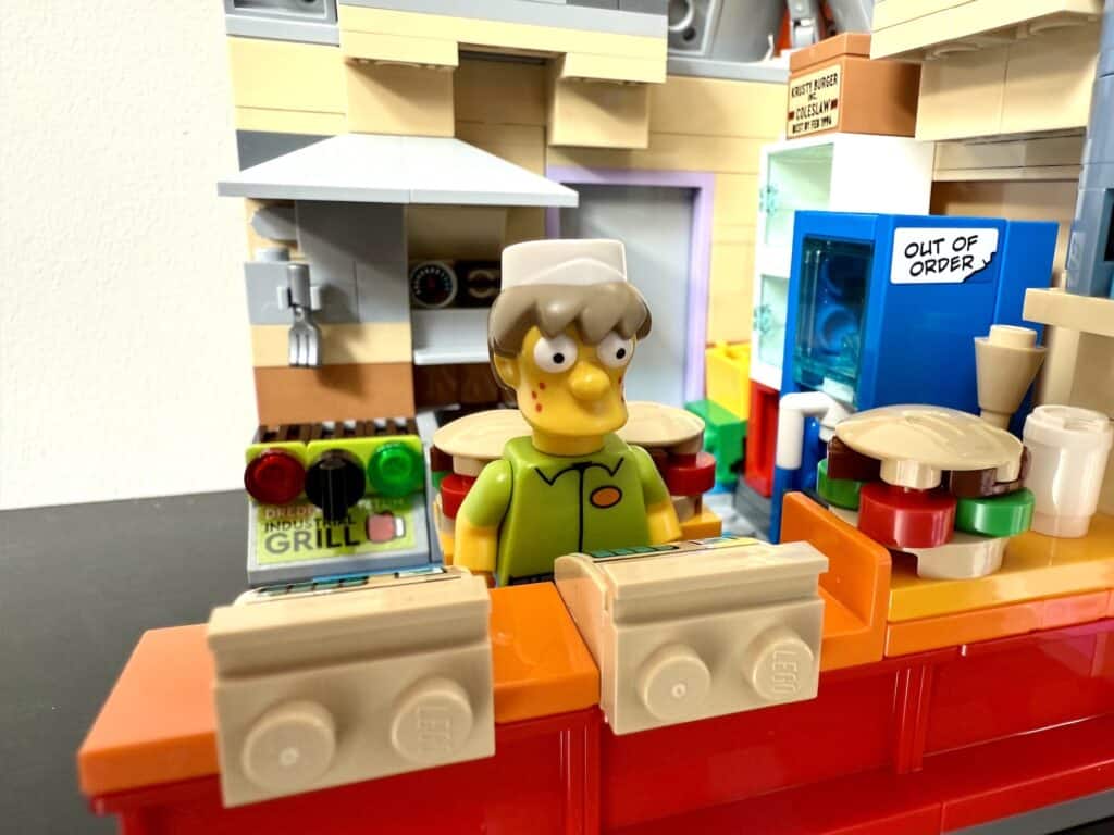 lego the simpsons 10352 krusty burger 00036