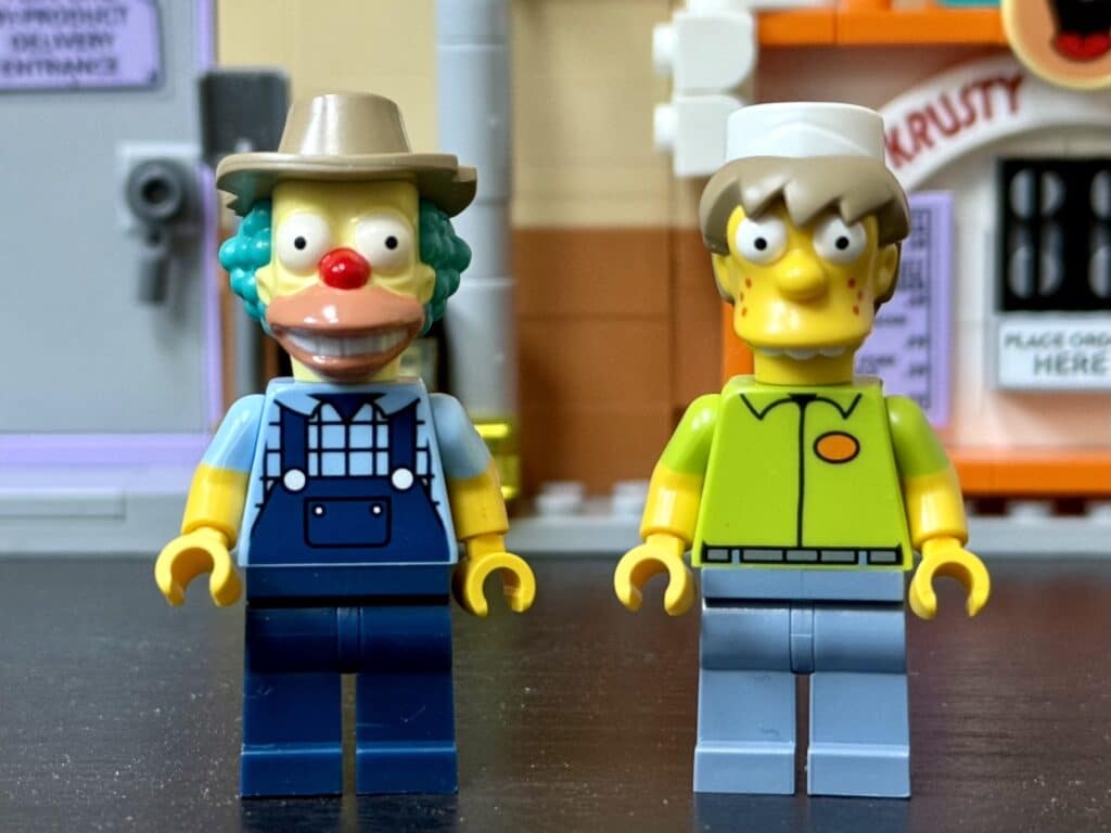 lego the simpsons 10352 krusty burger minifigures00006