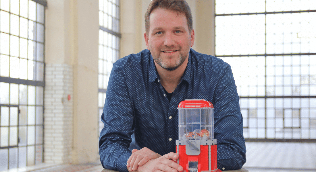 LEGO Ideas 21358 Minifigure Vending Machine signeersessie met Rob Vangansewinkel