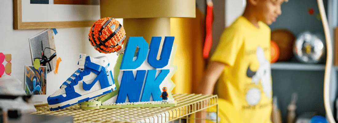 lego 43008 nike dunk x lego set