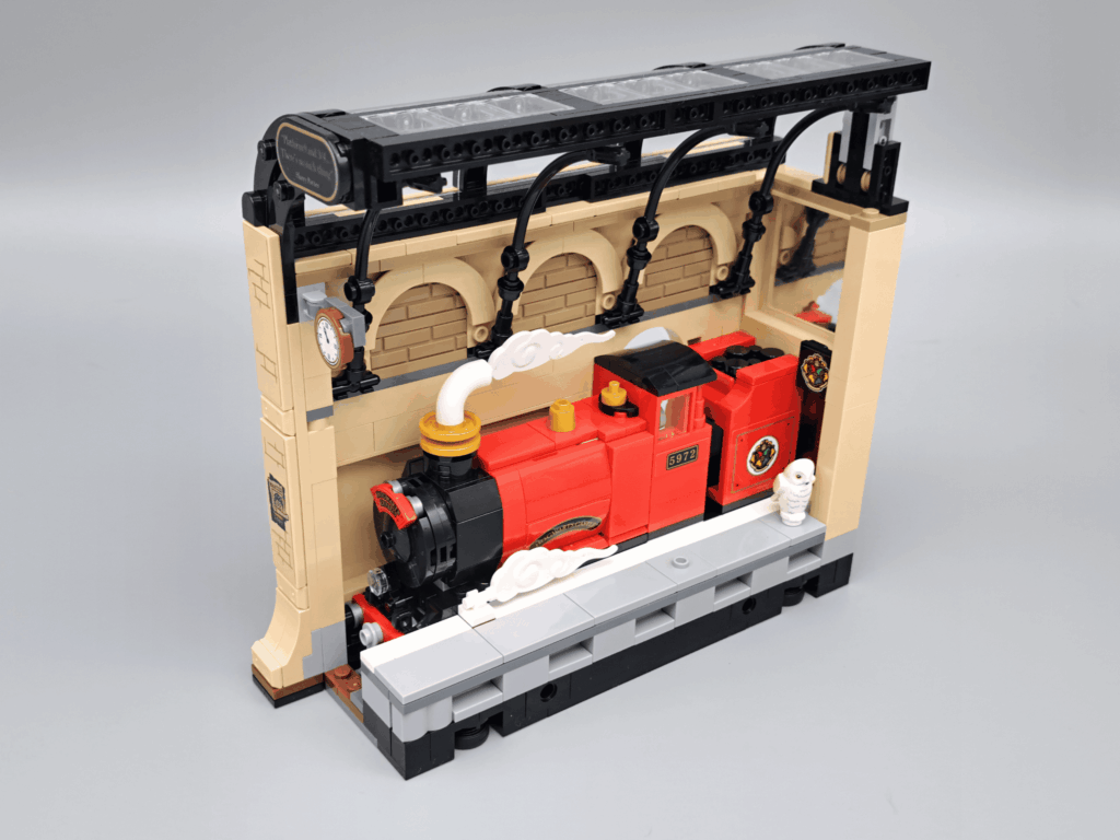 lego harry potter 76450 book nook hogwarts express (7)