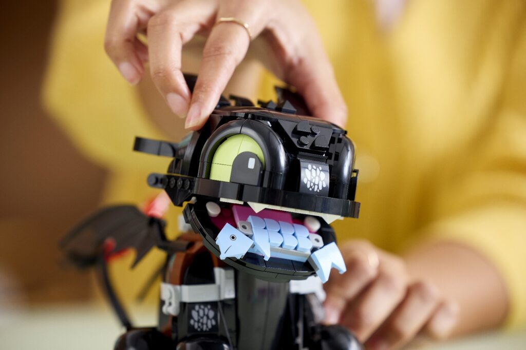 lego icons 10375 how to train your dragon toothless (11)
