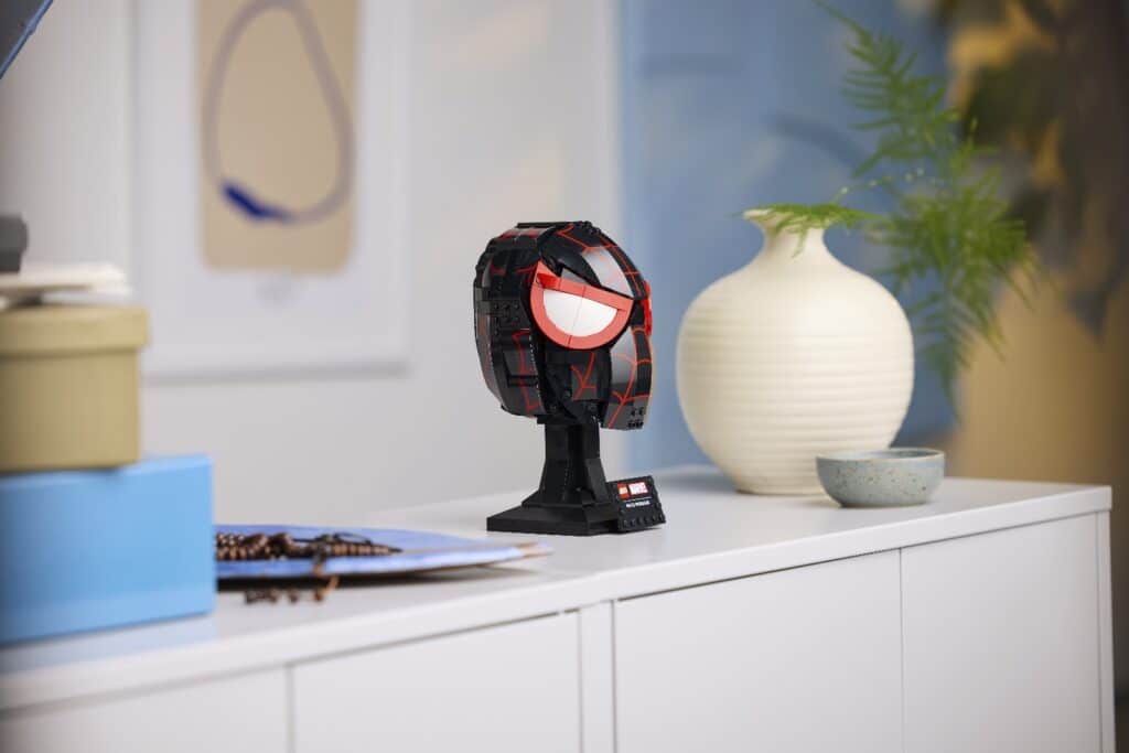 lego marvel 76329 miles morales' mask (8)