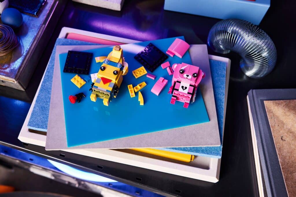 lego fortnite 40760 adventure peely & cuddle team leader brickheadz (5)