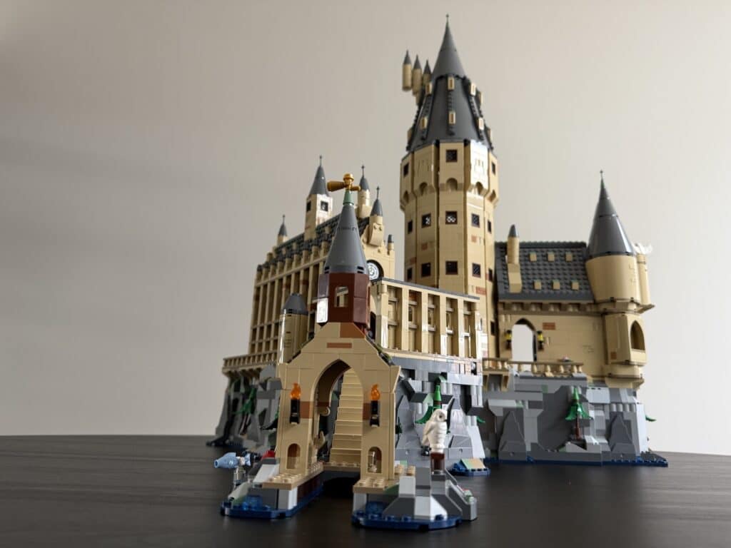 lego harry potter 76454 hogwarts main tower 00009