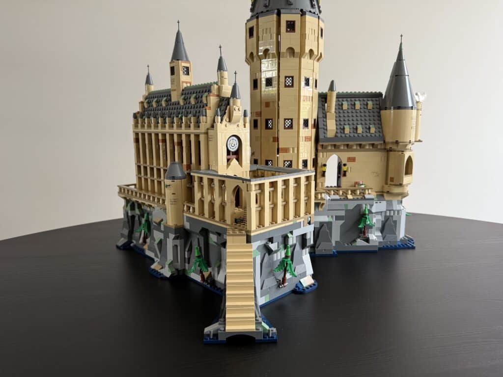 lego harry potter 76454 hogwarts main tower 00010