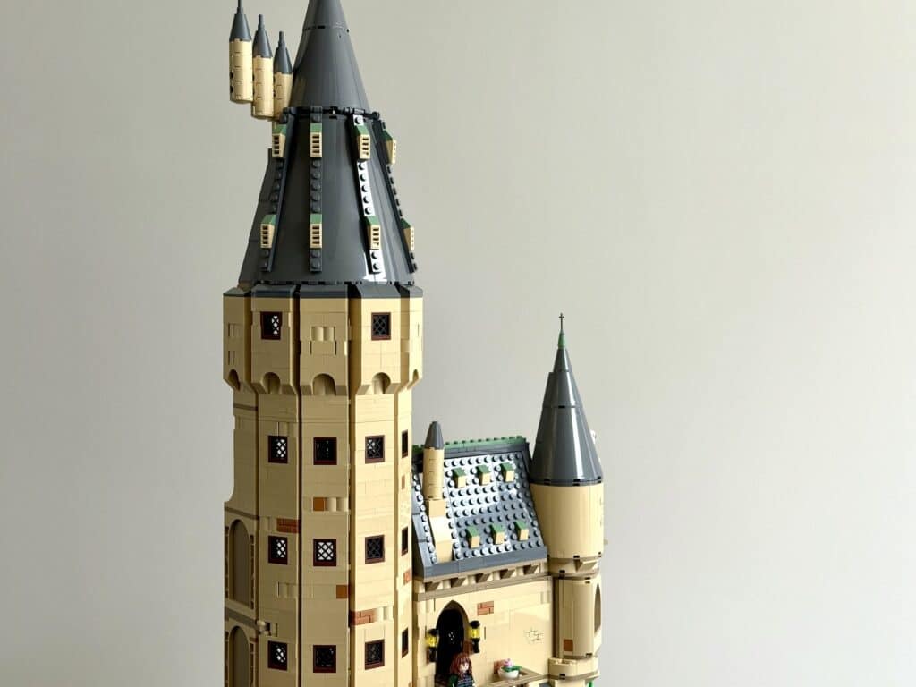 lego harry potter 76454 hogwarts main tower 00025