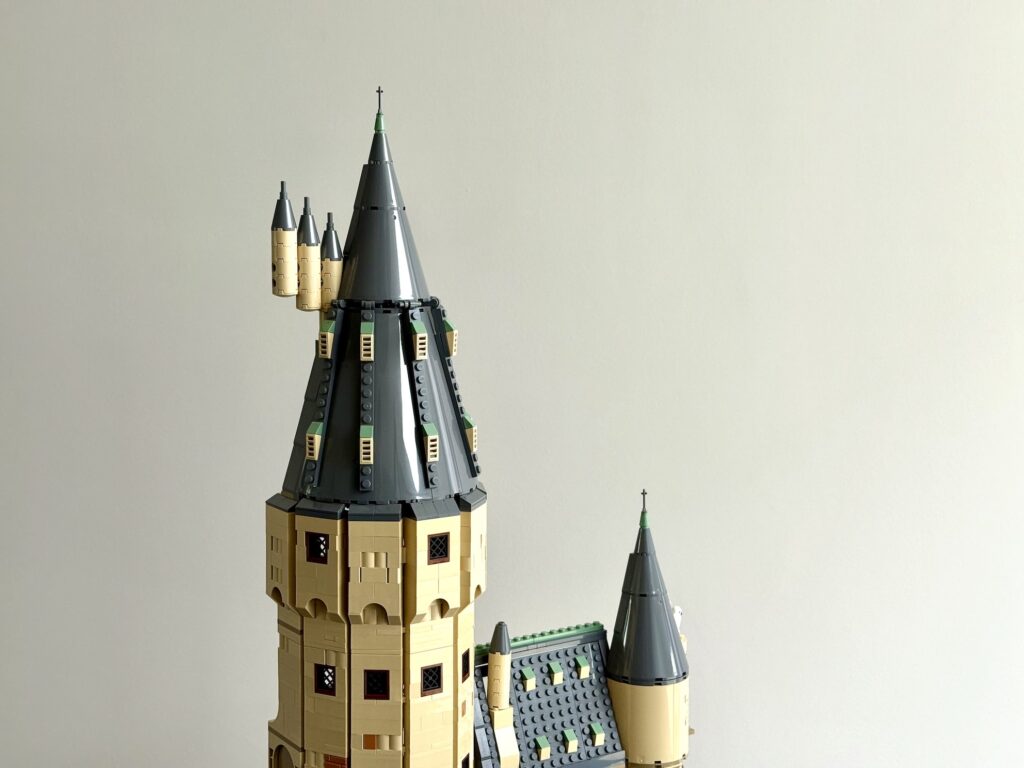 lego harry potter 76454 hogwarts main tower 00026