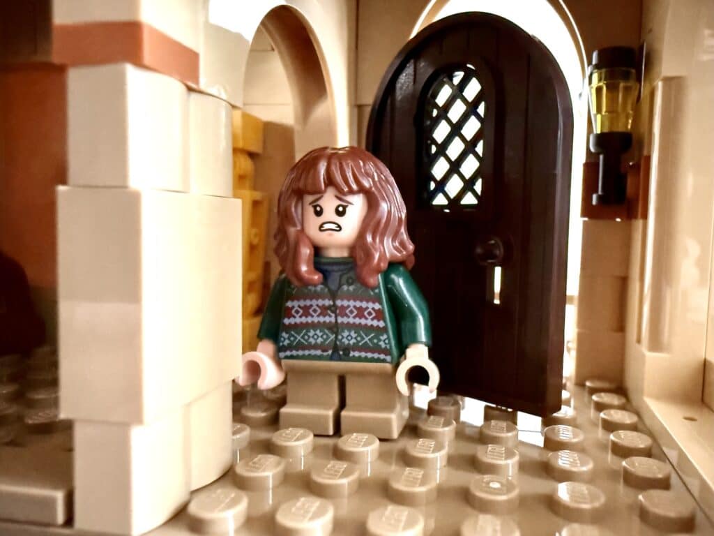 lego harry potter 76454 hogwarts main tower 00049