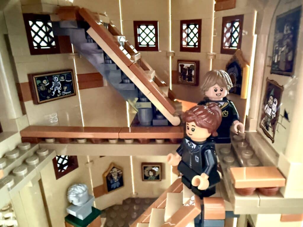 lego harry potter 76454 hogwarts main tower 00051