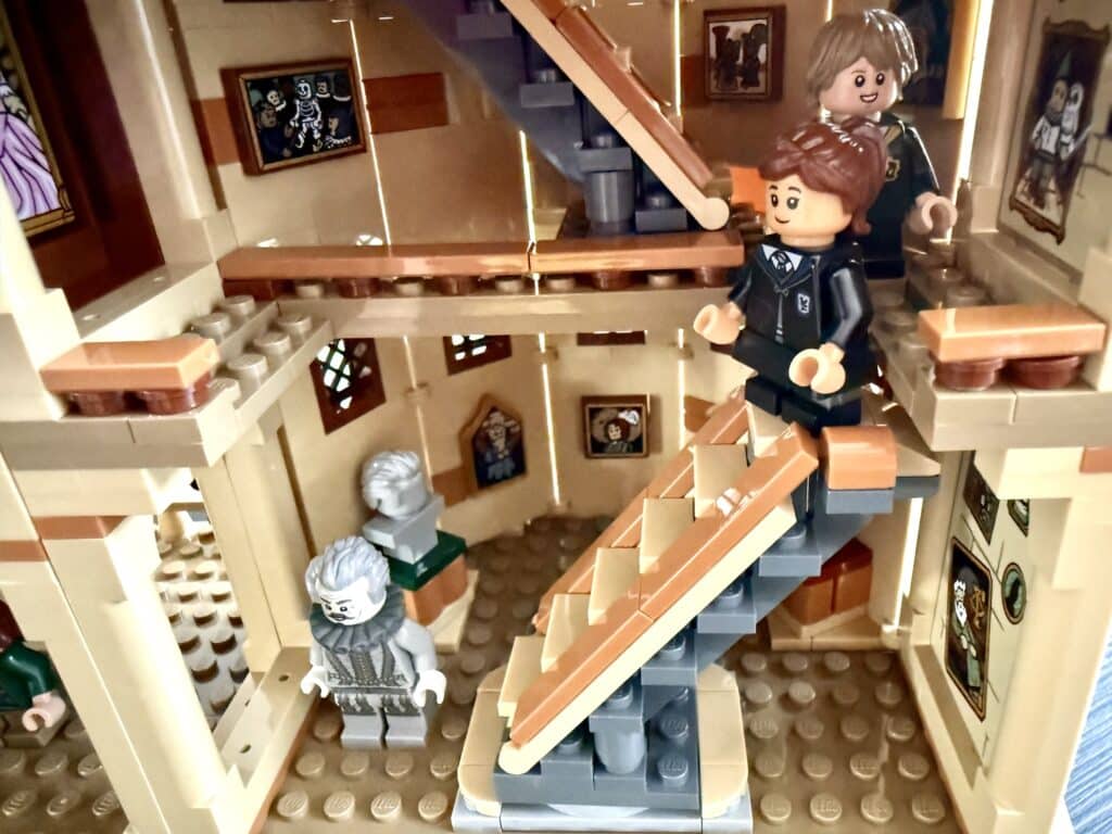 lego harry potter 76454 hogwarts main tower 00052