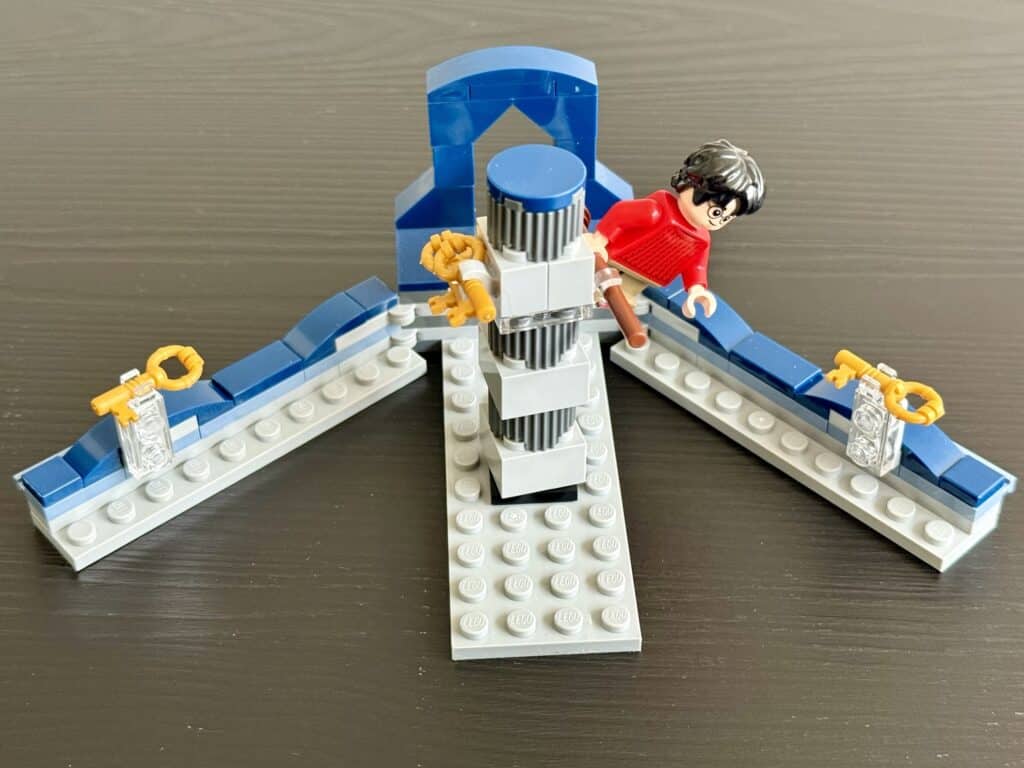 lego harry potter 76454 hogwarts main tower 00075
