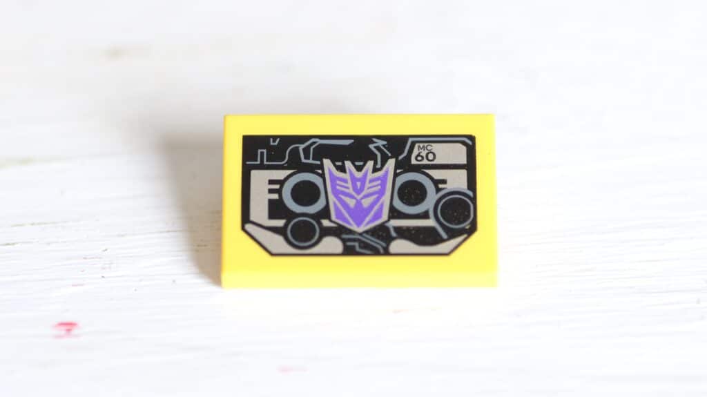 lego icons 10358 transformers soundwave 08