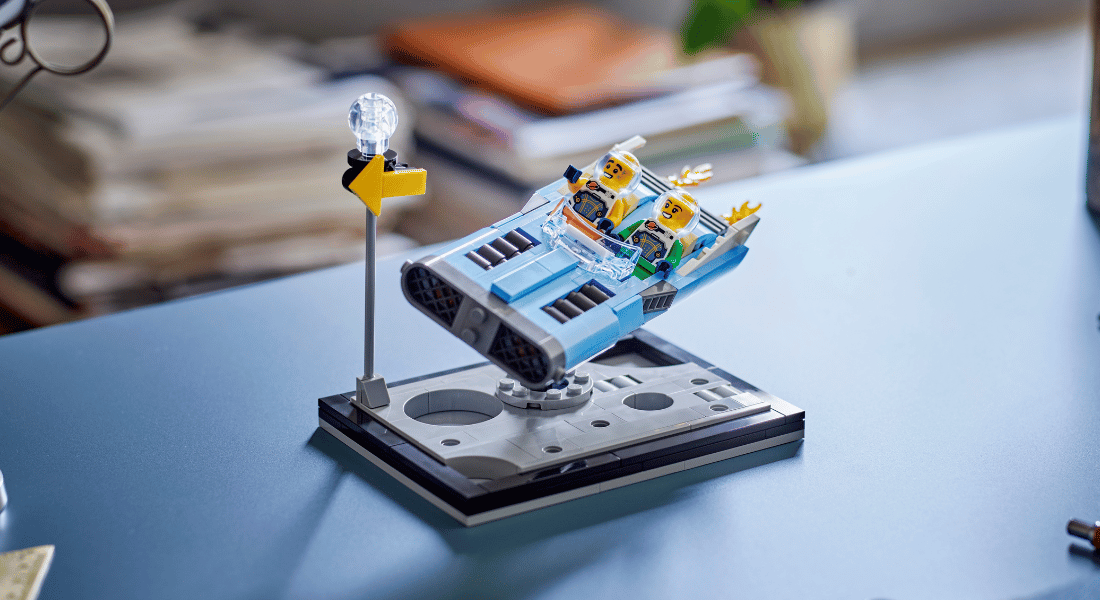 Deze LEGO Ideas 40789 Flying Moon Car nu beschikbaar als Insiders-beloning