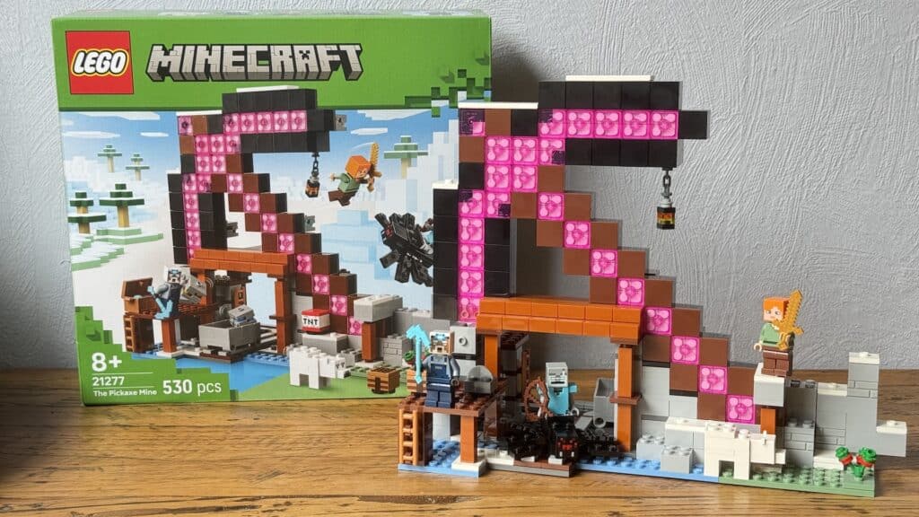 lego minecraft 21277 the pickaxe mine8