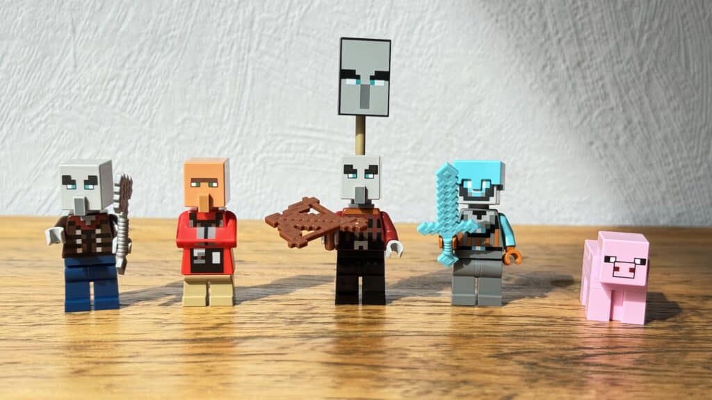 lego minecraft 21278 the pillager outpost and ravager11