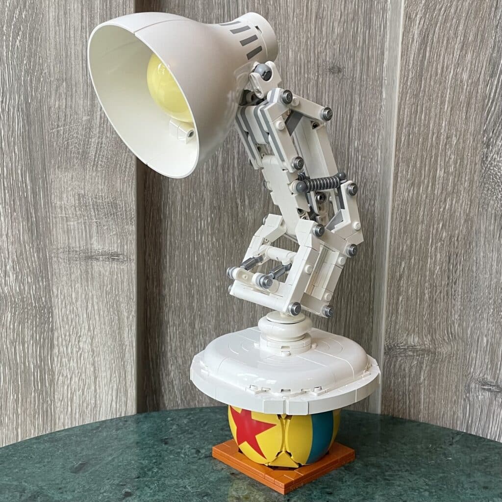21357 disney pixar luxo jr 10