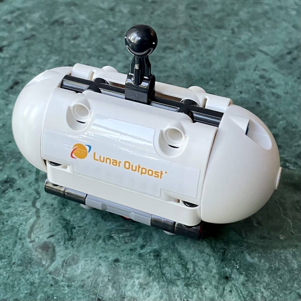 42211 lunar outpost moon rover 4