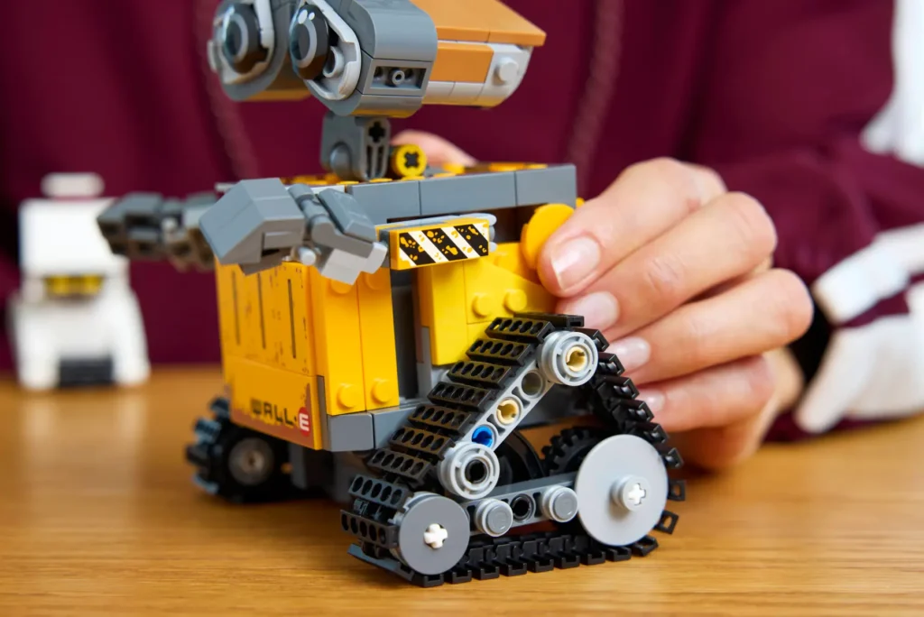 lego disney 43279 wall•e and eve (5)