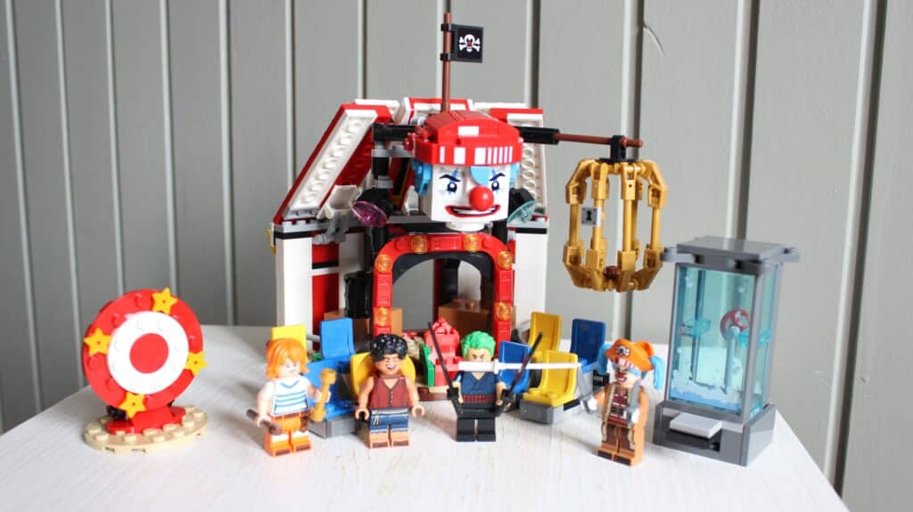 lego one piece 75637 buggy the clown’s circus tent 24