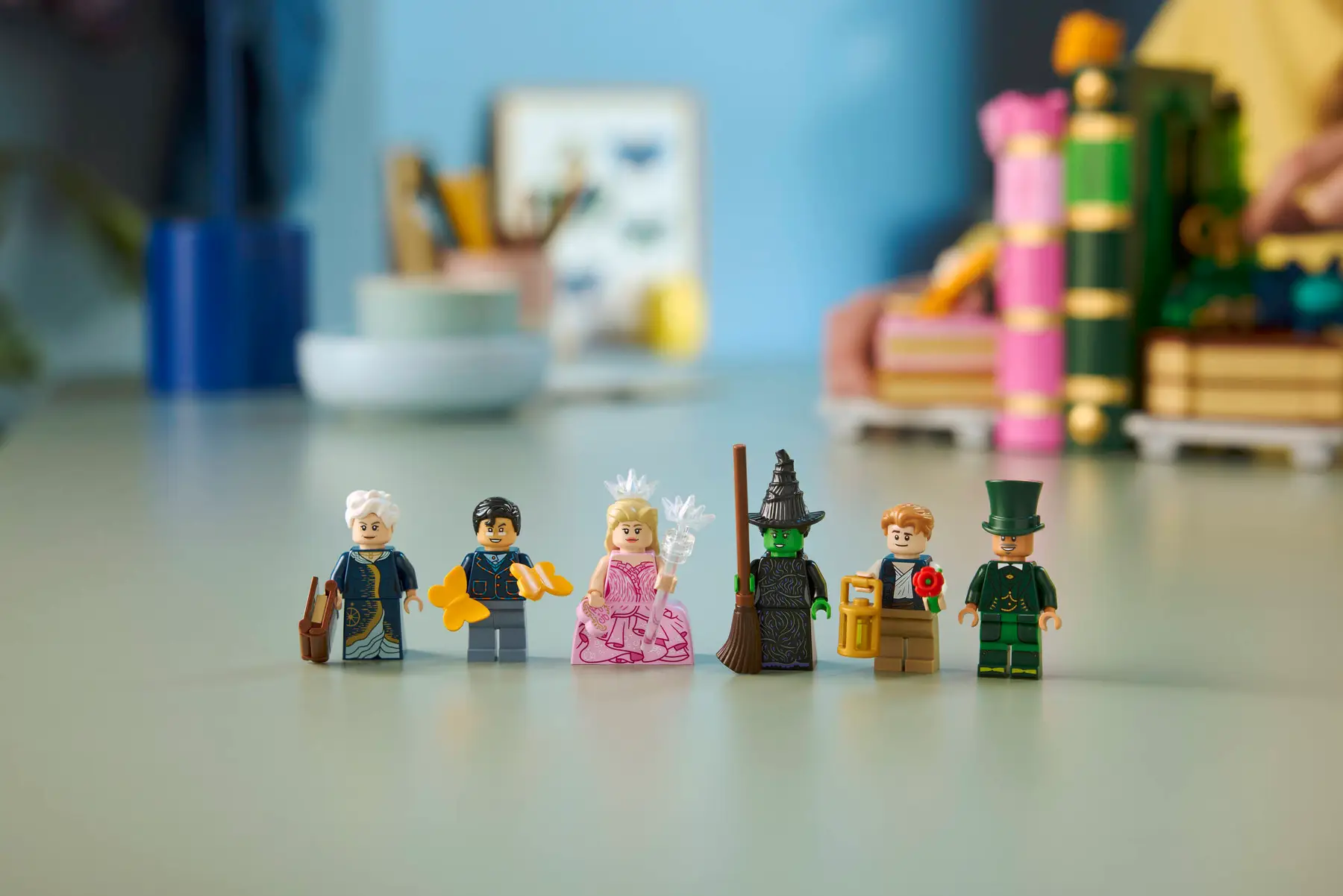 lego wicked 75691 glinda & elphaba bookends (4)