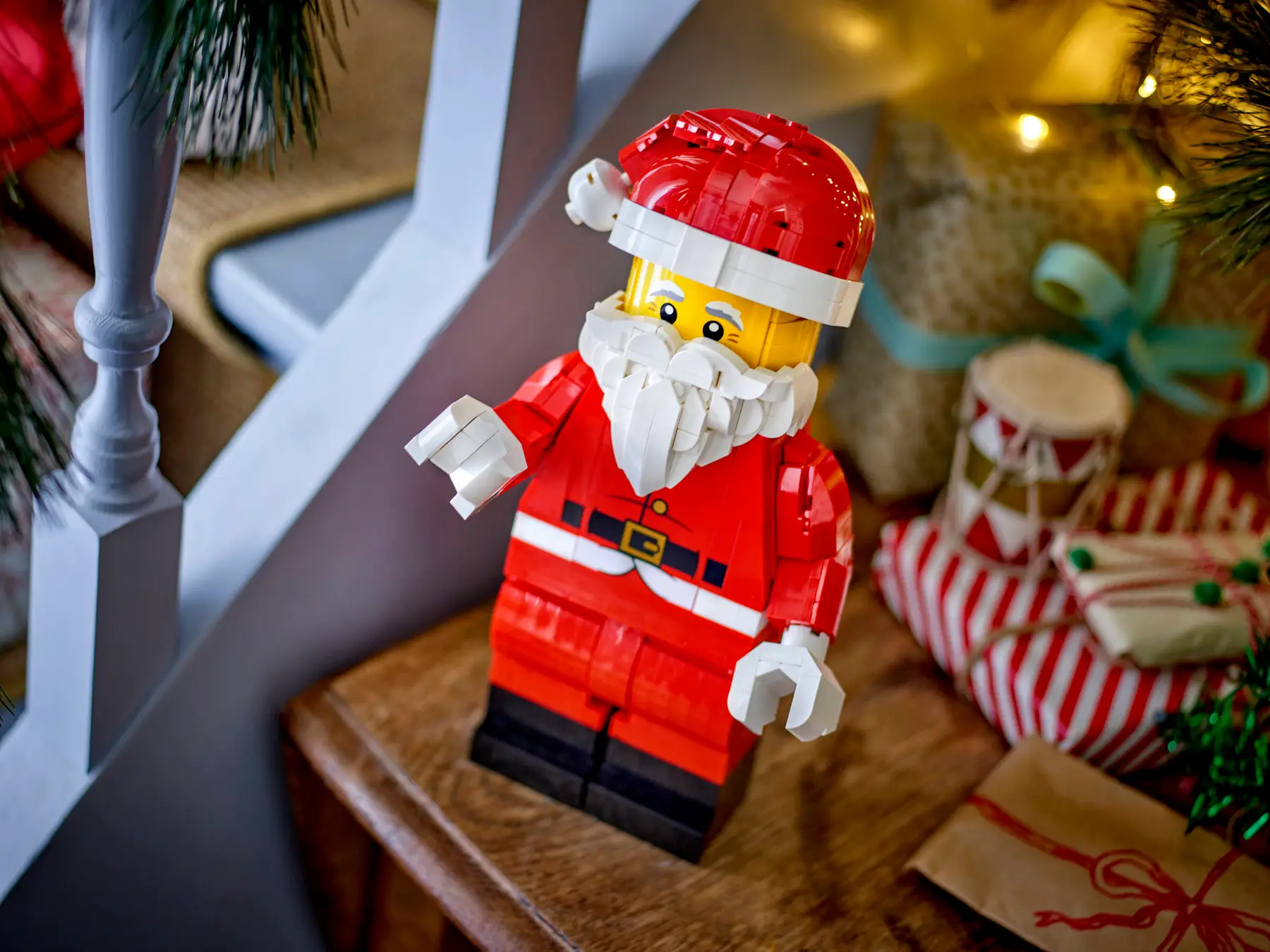 LEGO 40820 Up-Scaled Santa Minifigure onthuld – vanaf oktober te koop