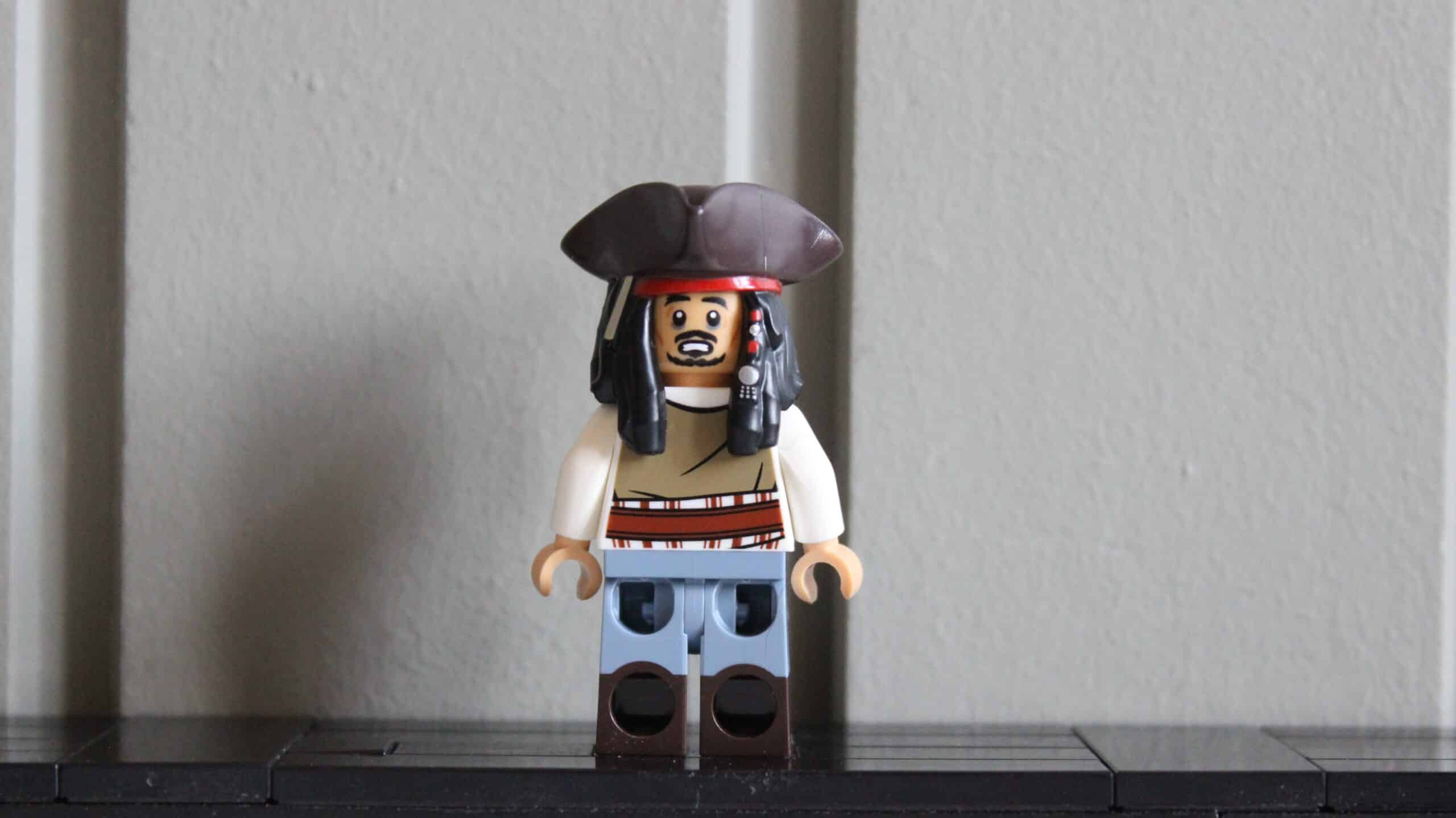 lego icons 10365 pirates of the caribbean captain jack sparrow's pirate ship 24