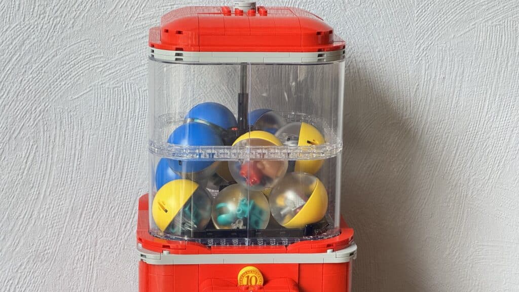 lego ideas 21358 minifigure vending machine12