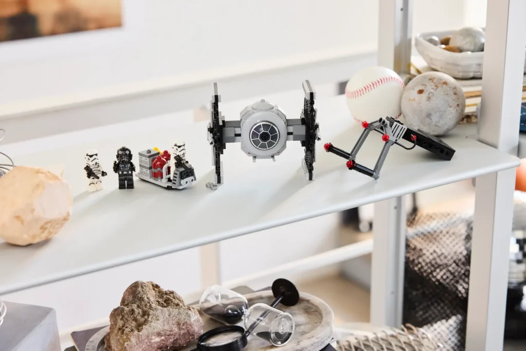 lego star wars 40771 tie fighter with imperial hangar rack gwp (4)