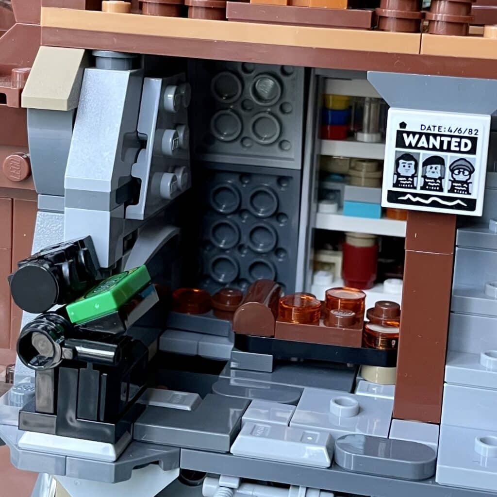 21363 the goonies 10