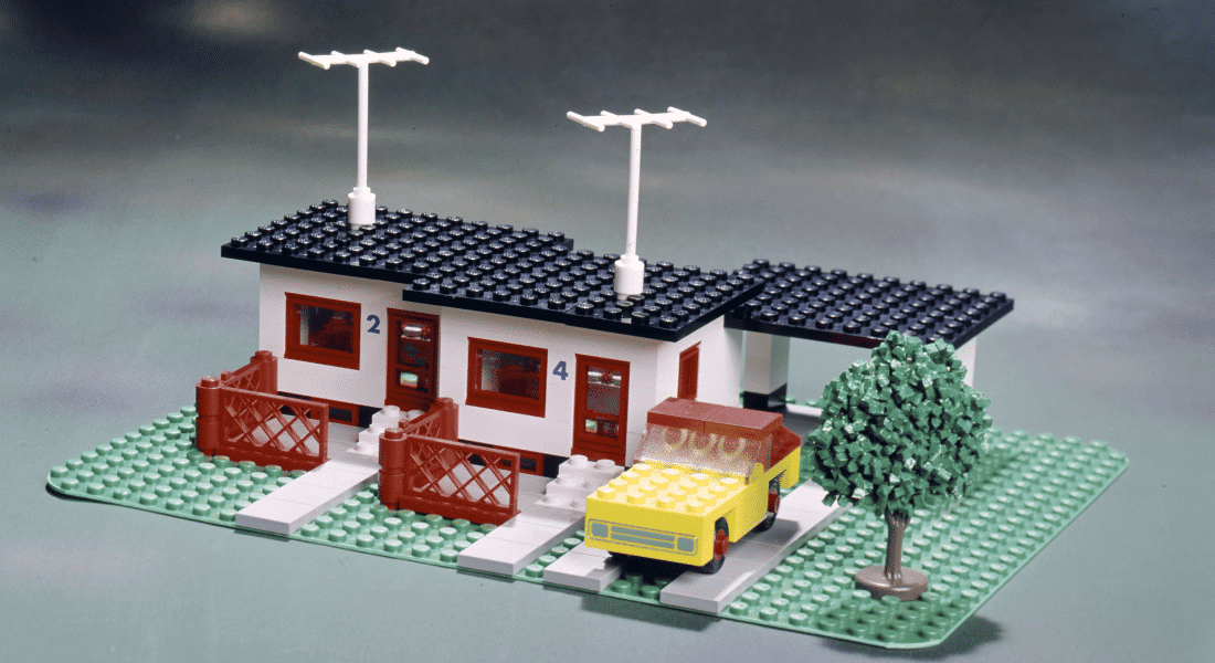 lego 353 terrace house with car and garage