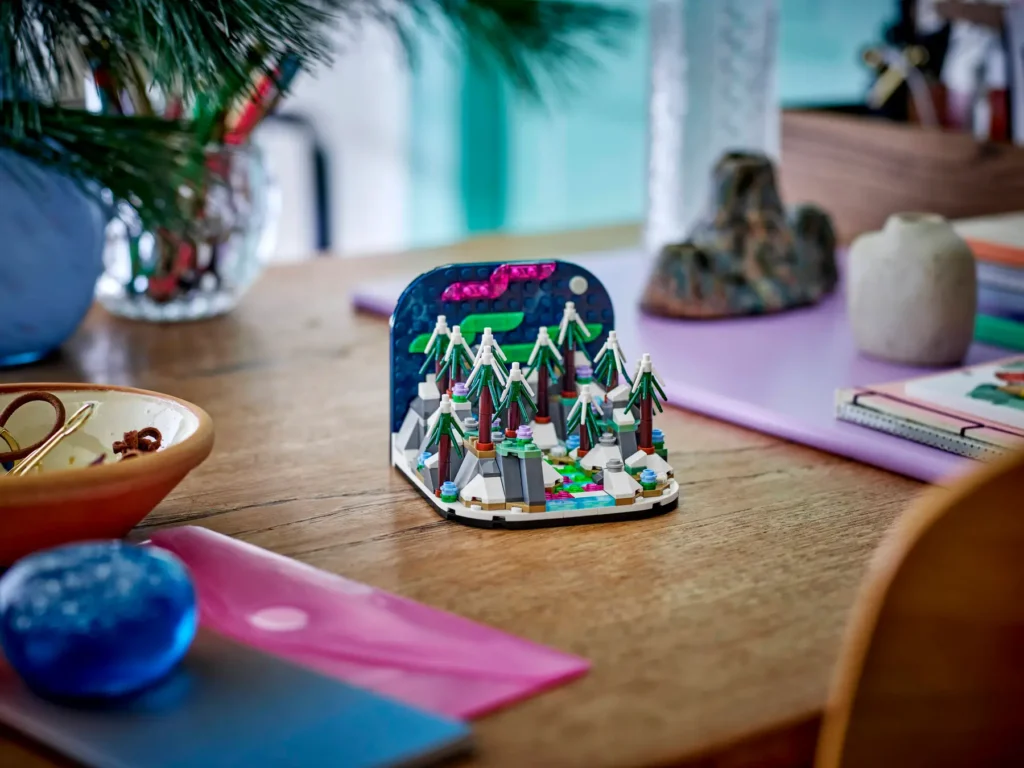 lego 40785 nothern lights diorama (4)