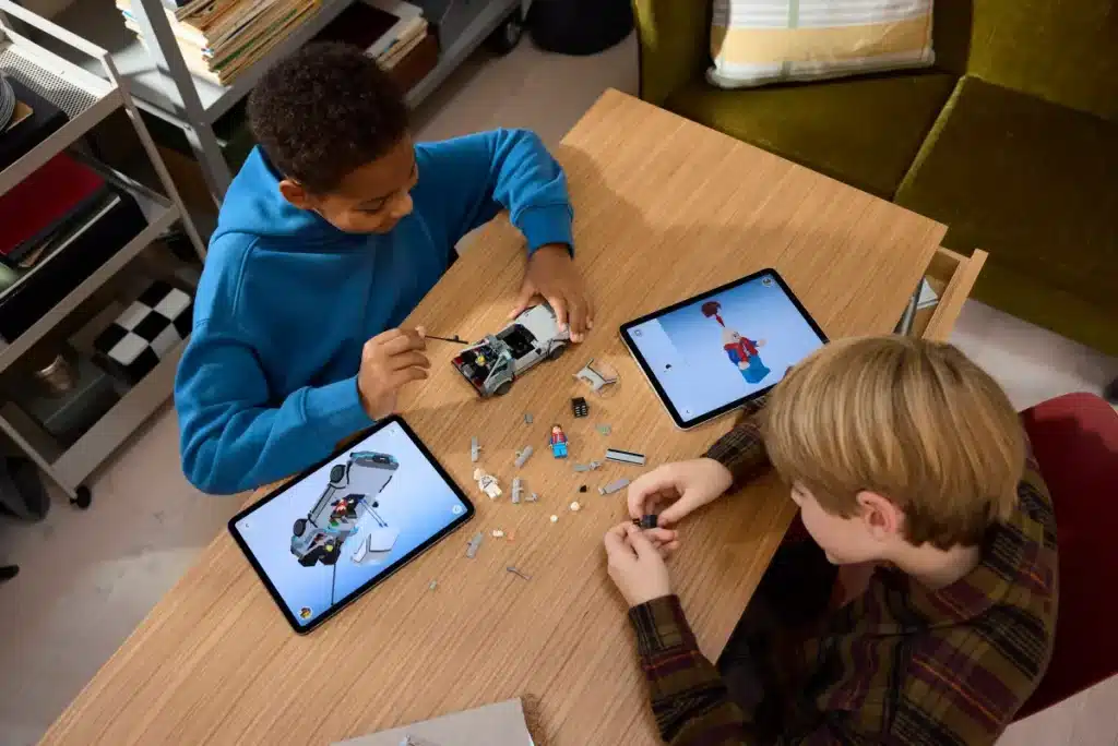 lego speed champions 77256 time machine from back to the future (2)