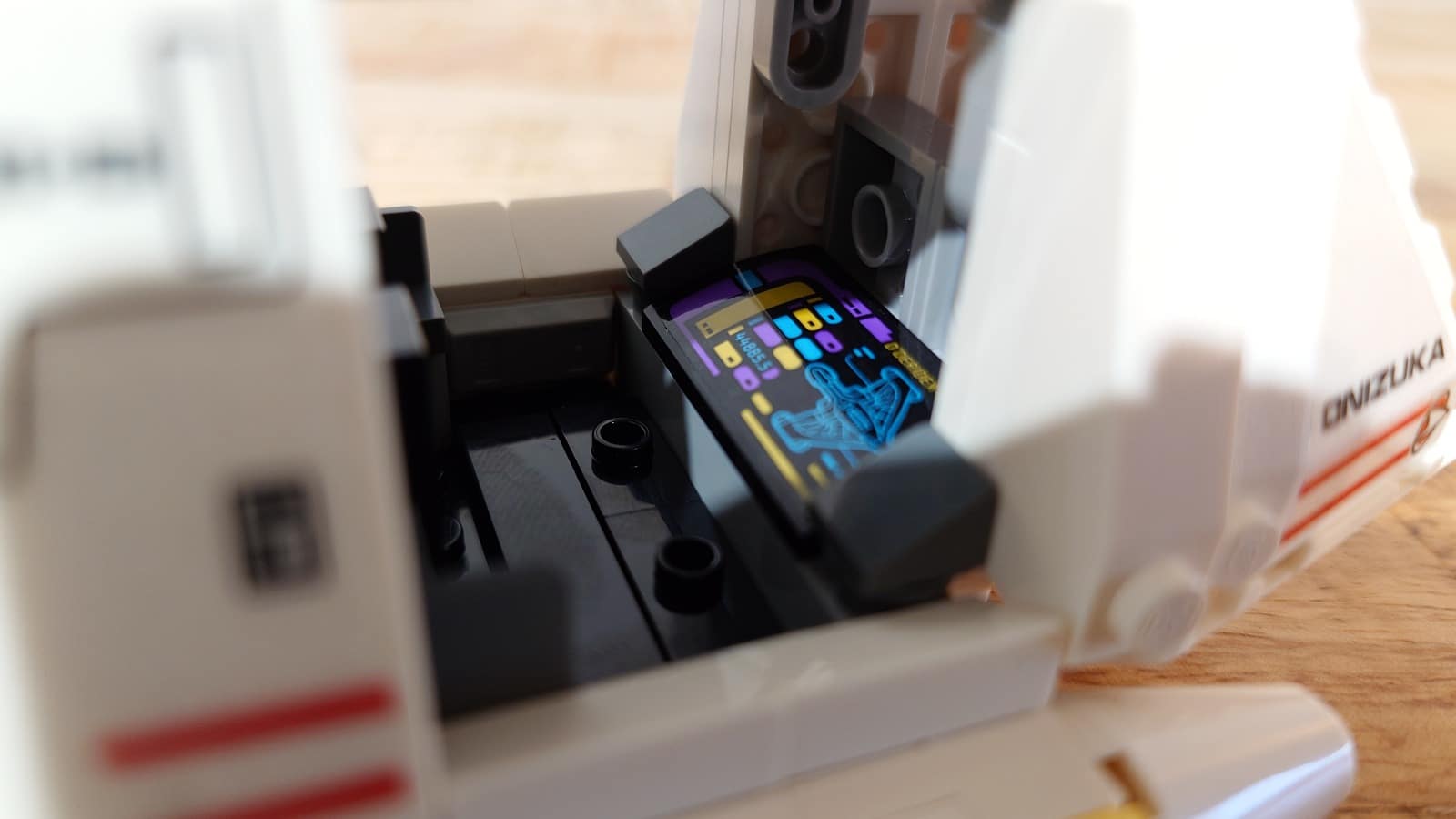 lego 40768 star trek type 15 shuttlepod (3)