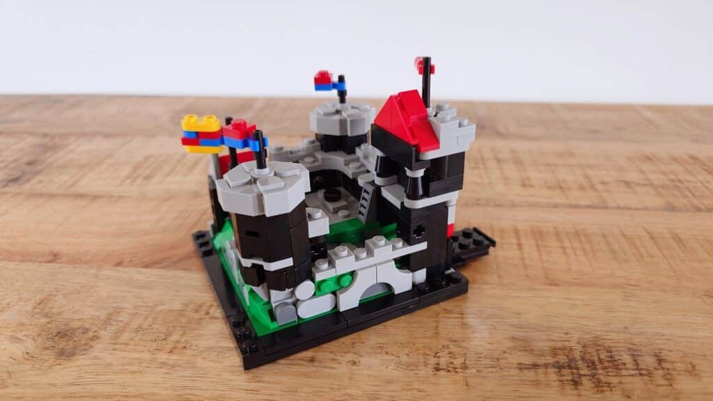 lego 40775 mini knight's castle (10)