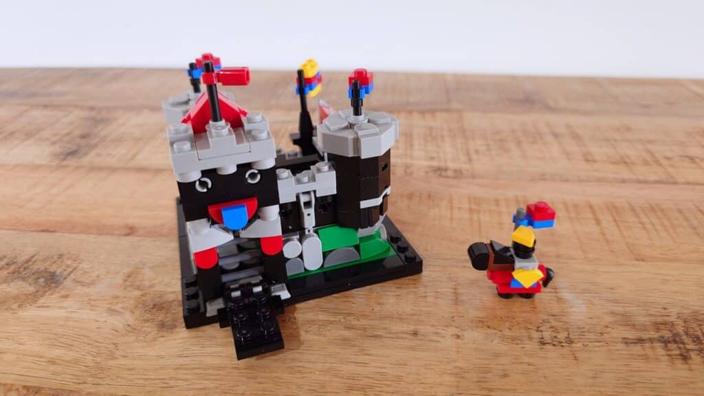 lego 40775 mini knight's castle (9)