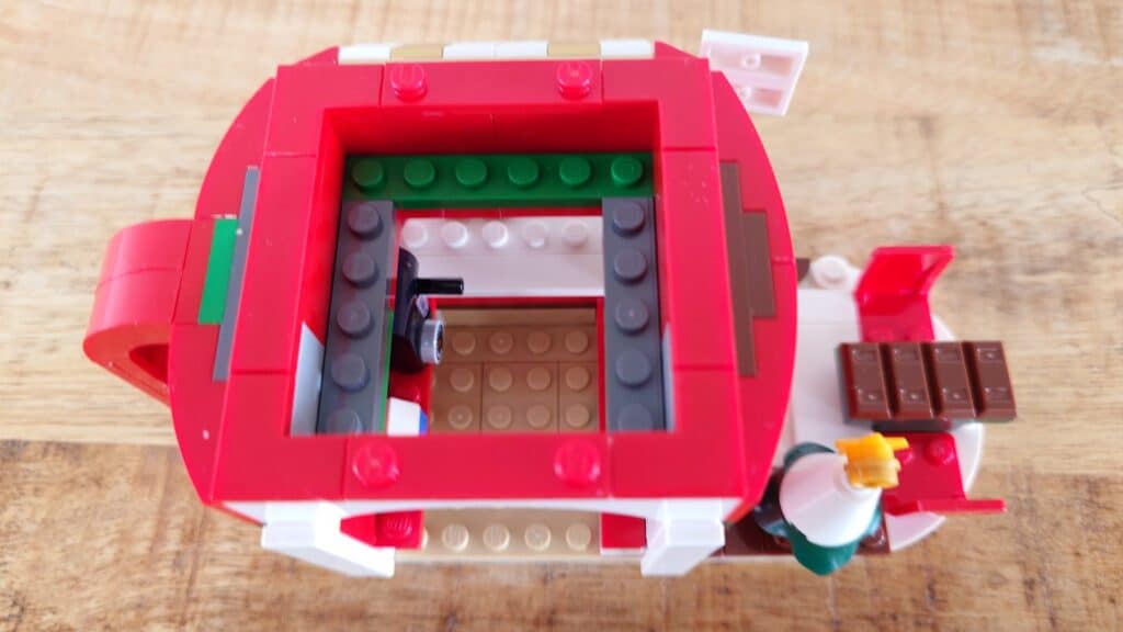 lego 40776 hot chocolate stand (8)