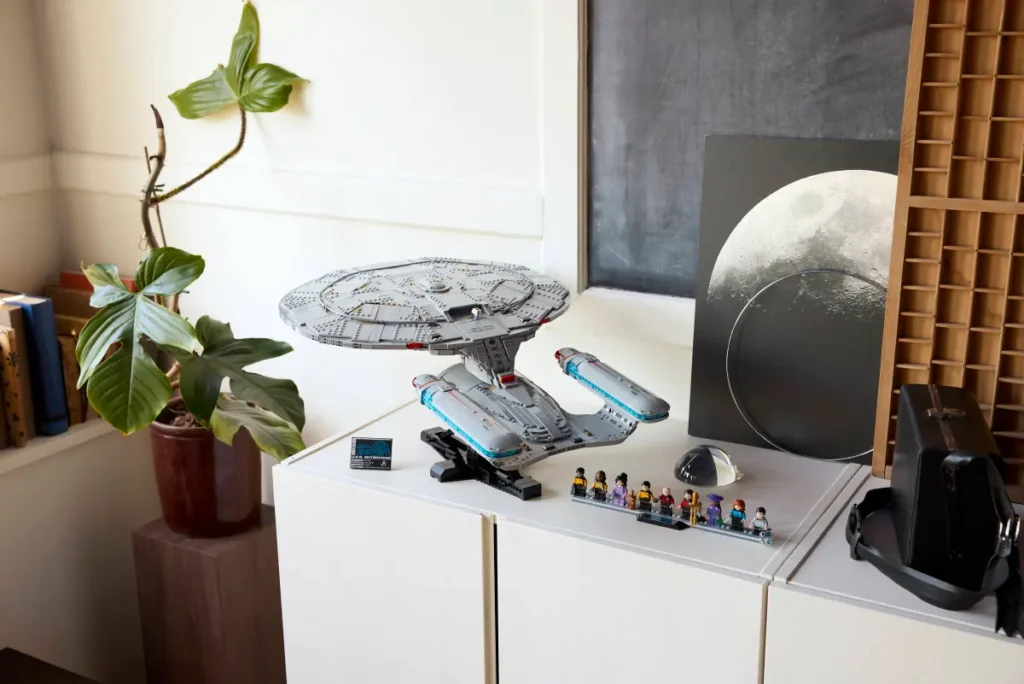 lego icons 10356 star trek uss enterprise ncc 1701 d (8)