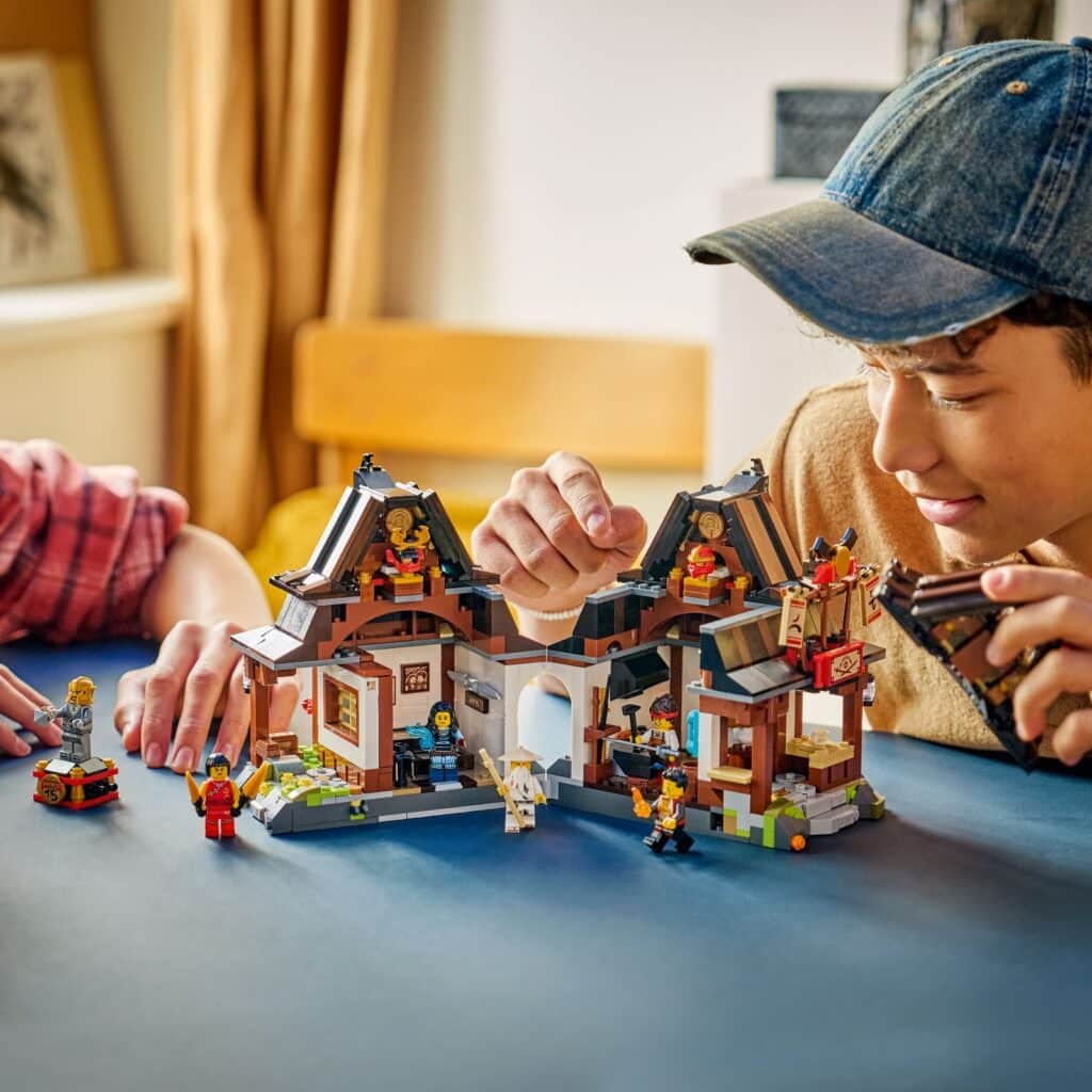 lego ninjago 71858 four weapons blacksmith (3)