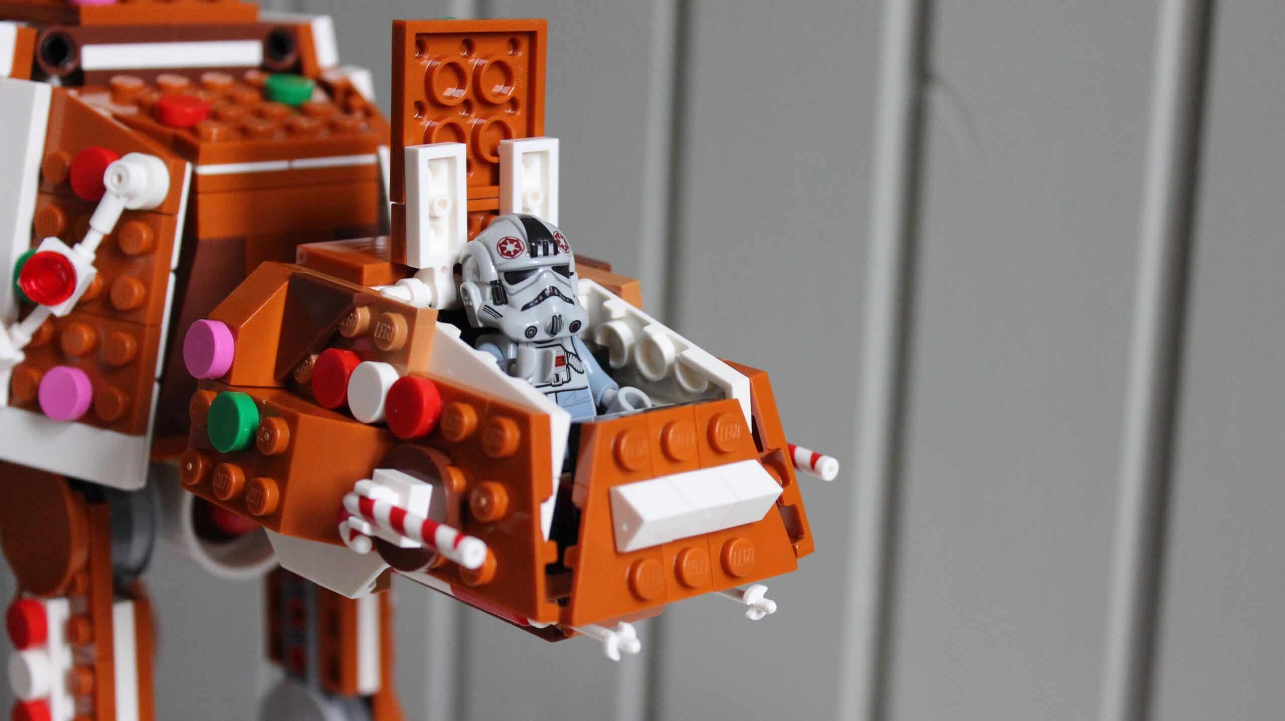 lego star wars 40806 gingerbread at at 08