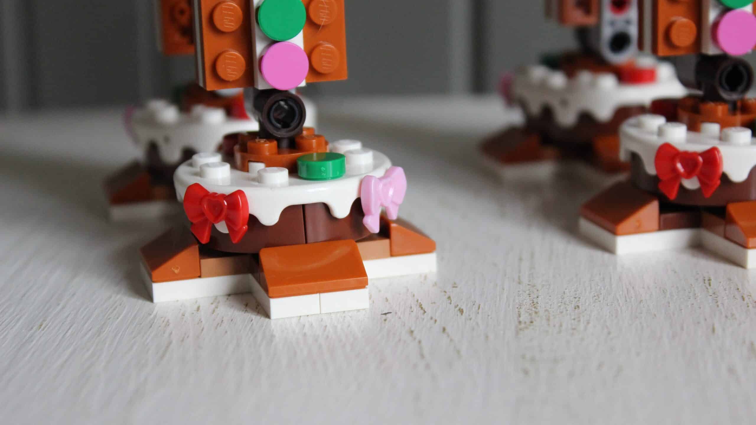 lego star wars 40806 gingerbread at at 10