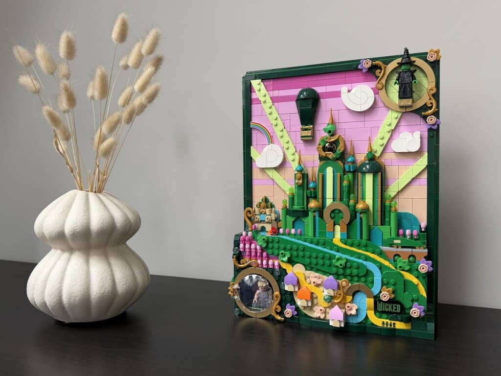 lego wicked 75685 emerald city wall art00001