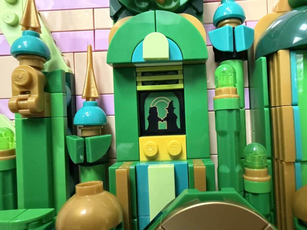 lego wicked 75685 emerald city wall art00023