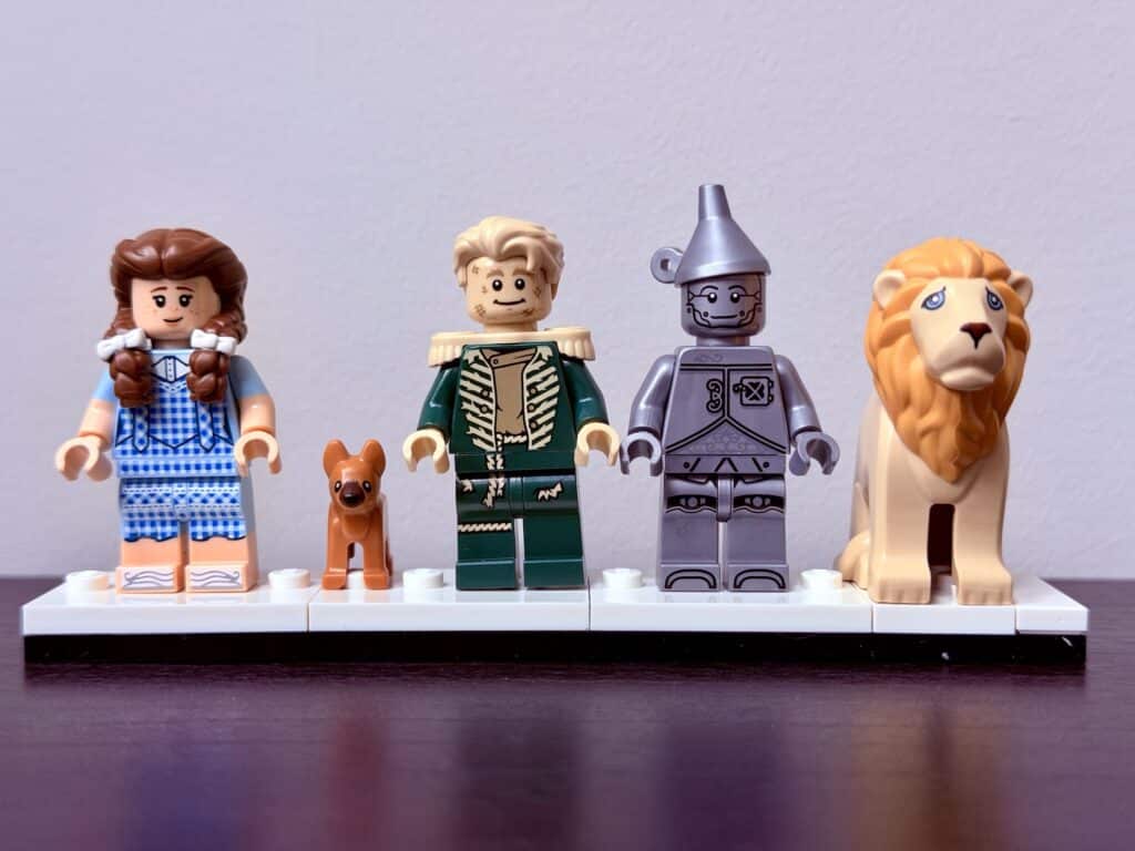 lego wicked 75685 emerald city wall art00025