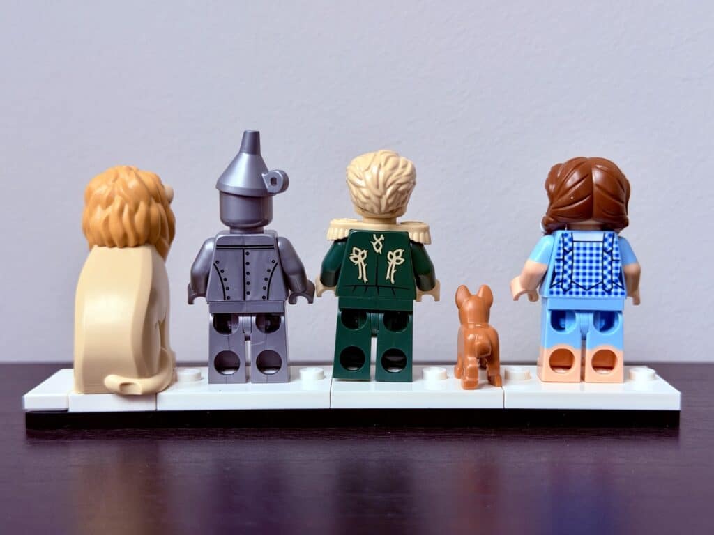 lego wicked 75685 emerald city wall art00026