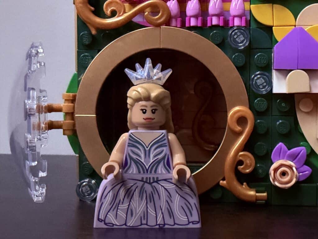 lego wicked 75685 emerald city wall art00031