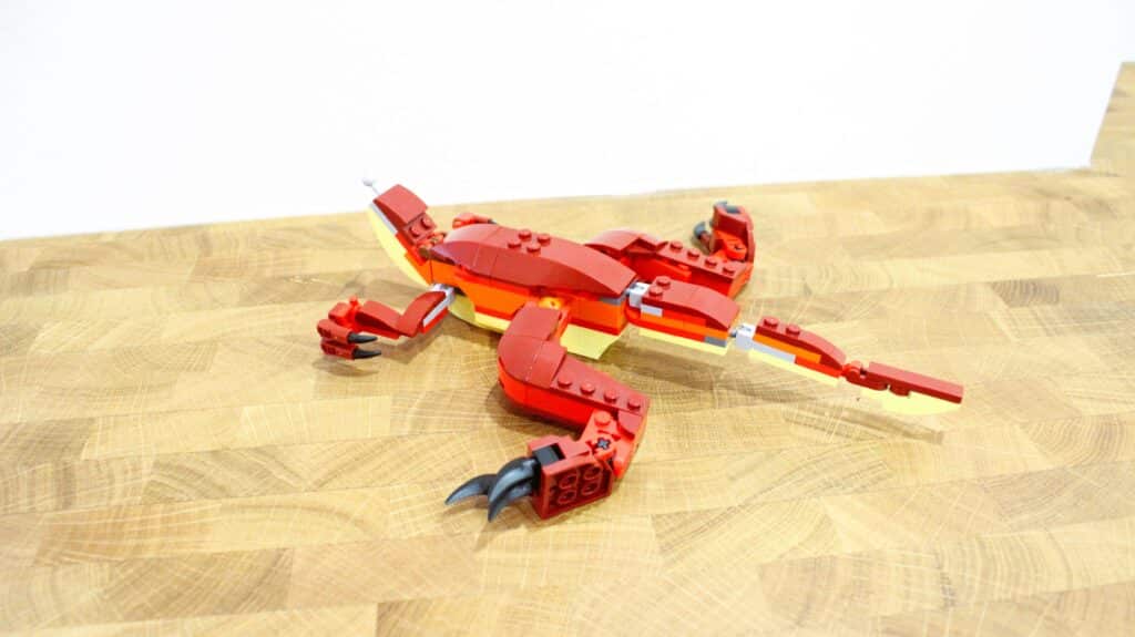 lego 31379 fierce dinosaur 04