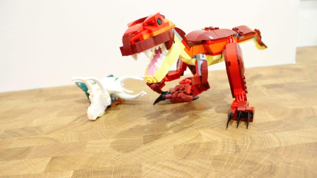 lego 31379 fierce dinosaur 07