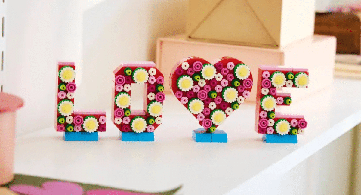 LEGO 40867 Love Letters onthuld – toon de liefde vanaf januari