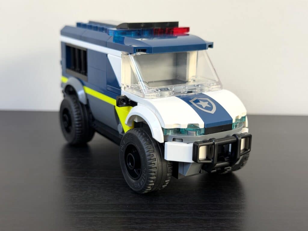 lego city 60479 police prisoner transport00004
